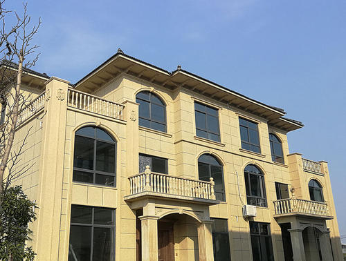 仿石漆仿石層抗水性良好，穩(wěn)定著色，不發(fā)白，無色差